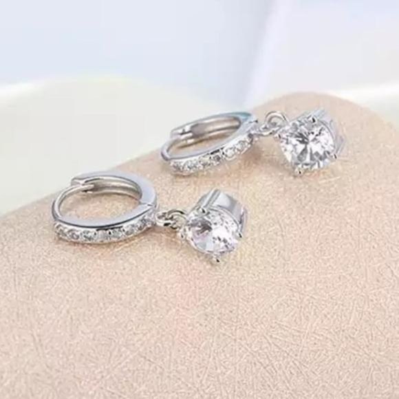 SOLITAIRE 925 SILVER DIAMOND DROP HOOP EARRINGS, NICE EARRINGS, CUTE EARRINGS - Picture 7 of 7